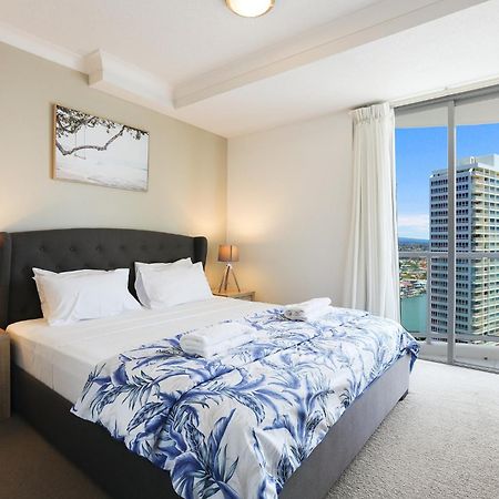 Chevron Renaissance Managed By Gchs Appartement Gold Coast Buitenkant foto