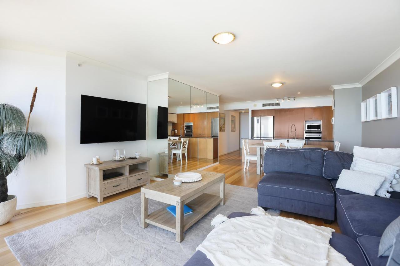 Chevron Renaissance Managed By Gchs Appartement Gold Coast Buitenkant foto