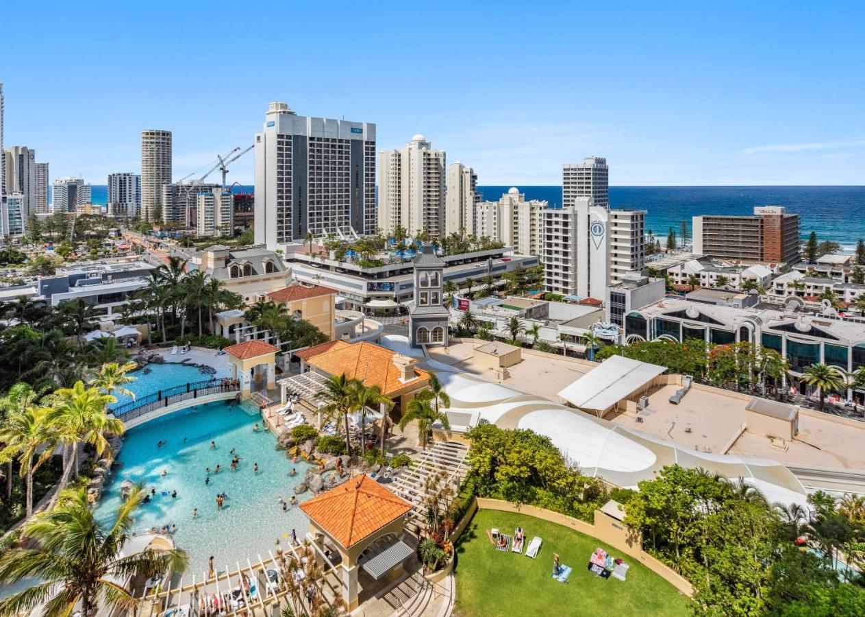 Chevron Renaissance Managed By Gchs Appartement Gold Coast Buitenkant foto