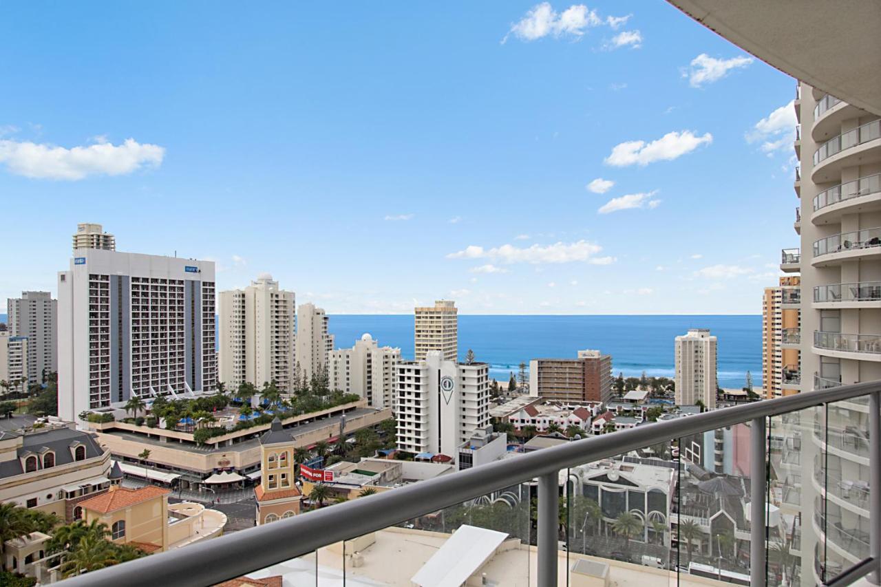 Chevron Renaissance Managed By Gchs Appartement Gold Coast Buitenkant foto