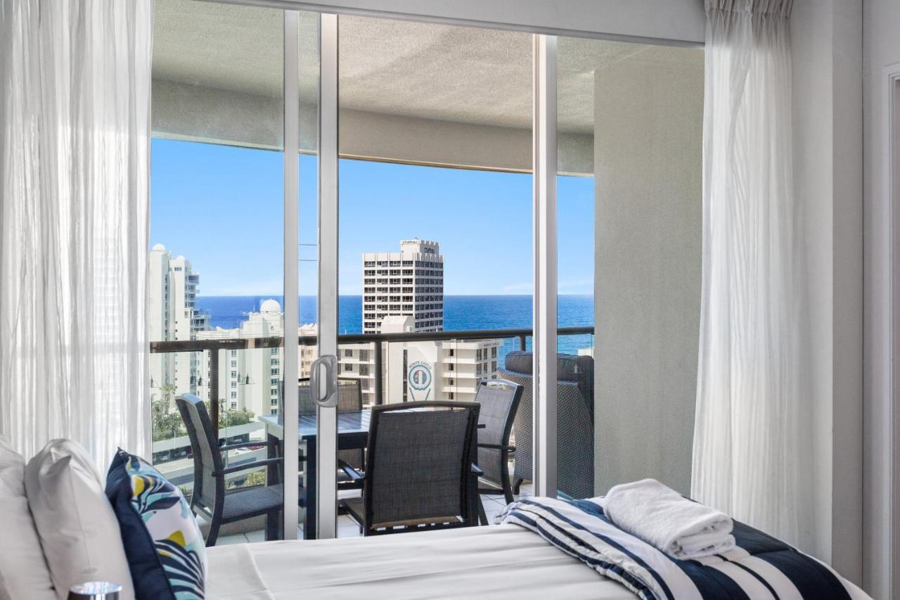 Chevron Renaissance Managed By Gchs Appartement Gold Coast Buitenkant foto