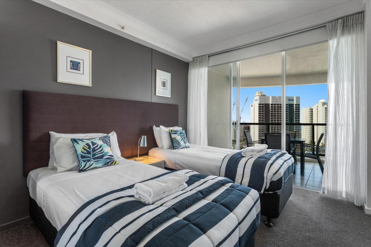 Chevron Renaissance Managed By Gchs Appartement Gold Coast Buitenkant foto